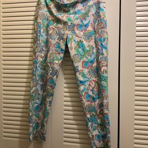 Attyre tropical paisley Capri pants size 6